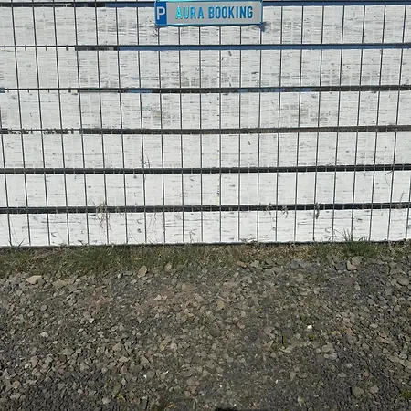 Modernes Mit Balkon- Aufzug & Naehe Flughafen * Siegburg