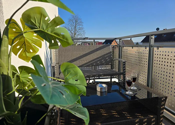 Modernes Mit Balkon- Aufzug & Naehe Flughafen Siegburg